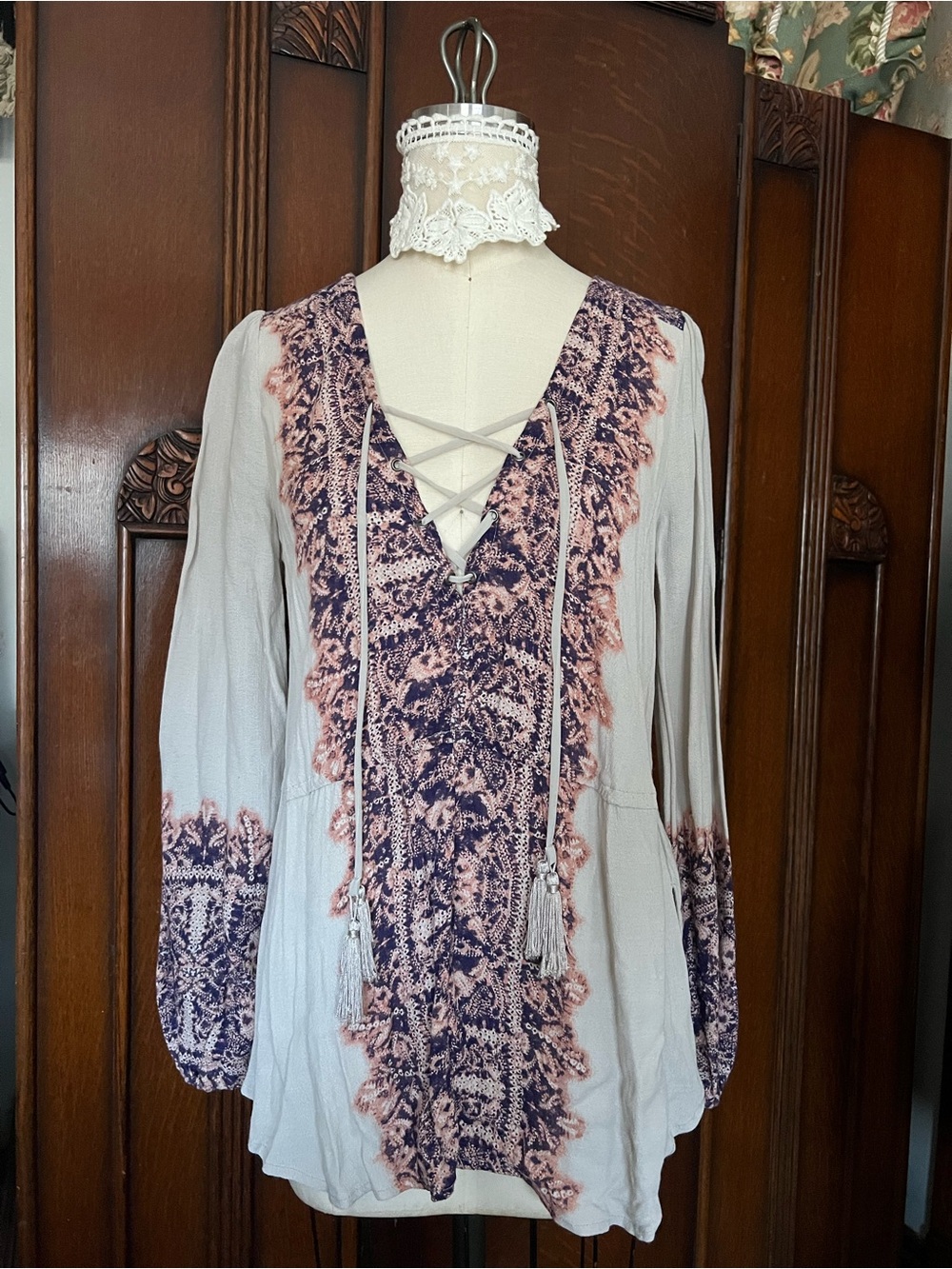 Free People Lace-Up Boho Hippie Tunic in Light Gray with Size S